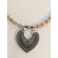 COLLIER ETHNIQUE PERLES BOIS 